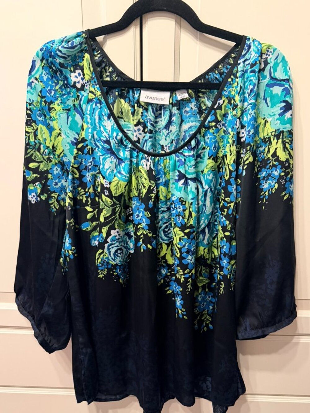 AVENUE Black Satin‎ Floral Print ¾ Sleeve Tunic Top Blouse (Plus Size 18/20)
